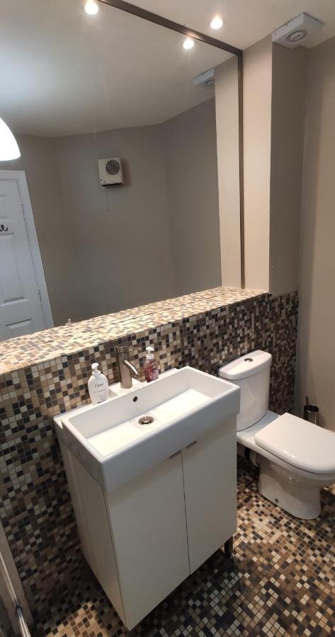Apartment In The Heart Of Wexford Town Экстерьер фото